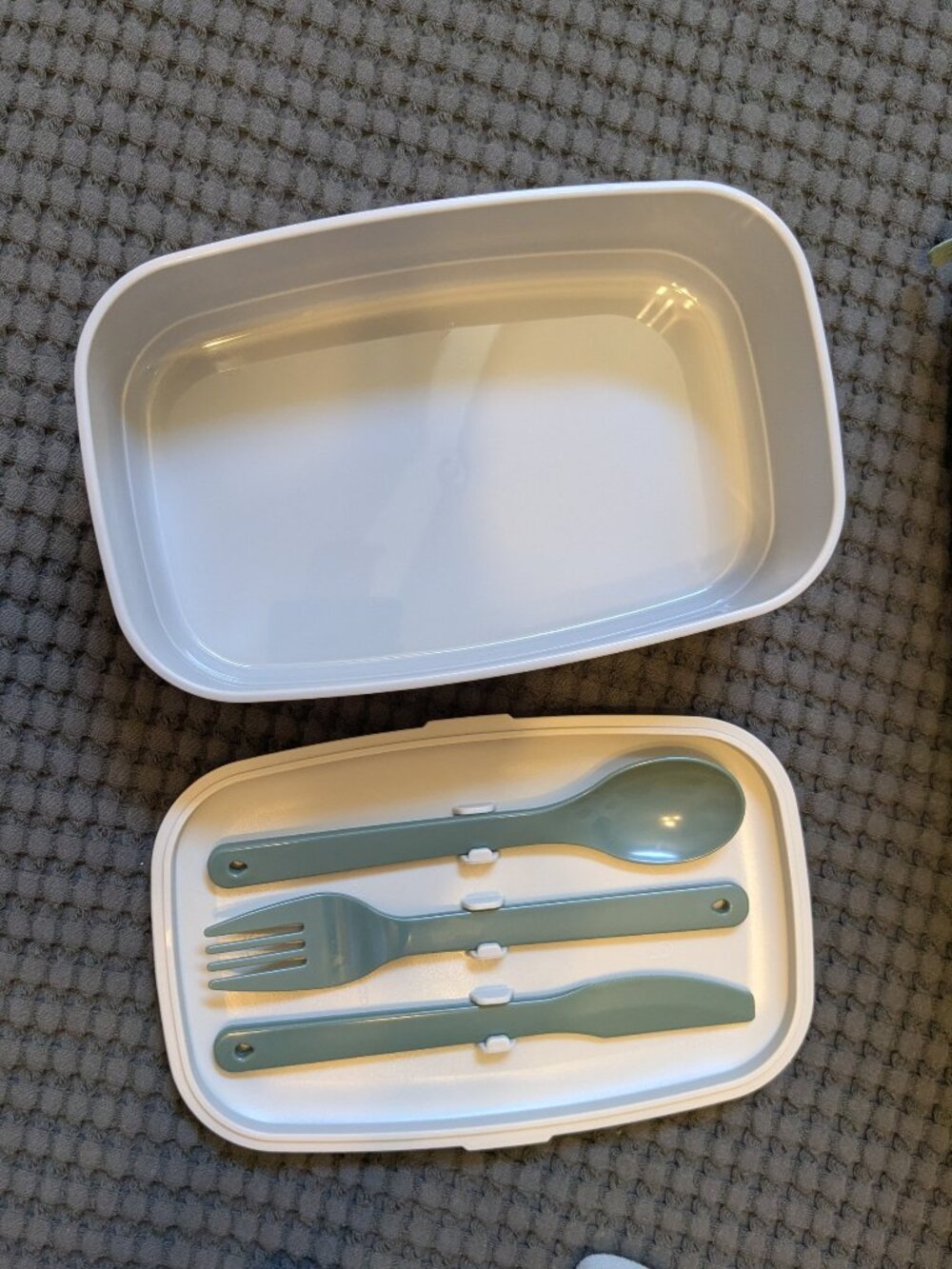 Bentgo Deluxe Lunch Bag with Lunch Box Containers and Ice Pack - Picture 2 of 14
